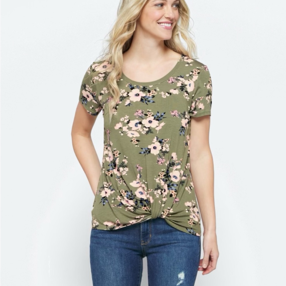 Nine Britton Olive Floral Short Sleeve Top